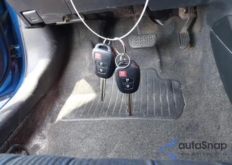 2015 Toyota Prius C Two from USA, damaged, VIN JTDKDTB33F1576934